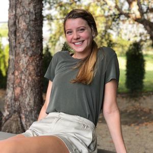 Meet your Posher, Ashley